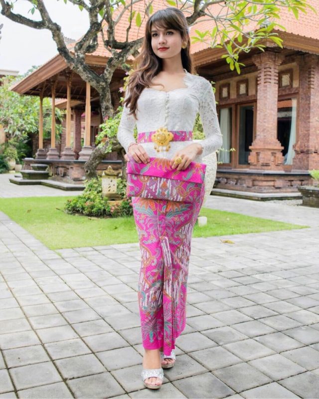 kebaya bali modern lengan panjang