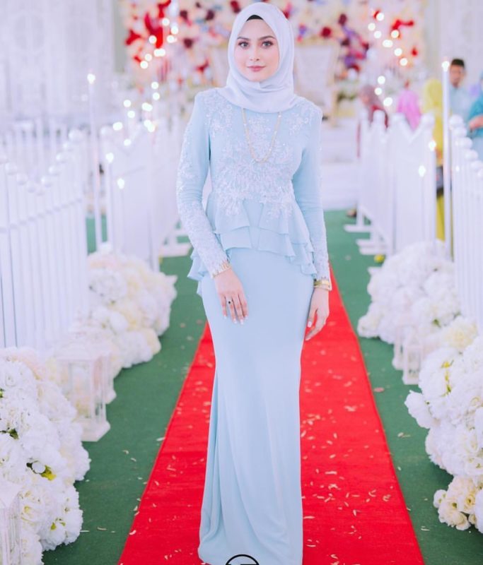 kebaya modern muslim simple