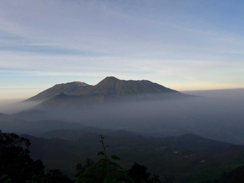 gunung kencana